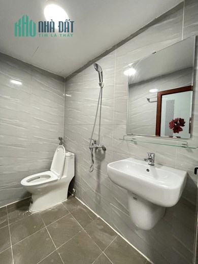 Nhà minh khai 50m2 * 5 Tầng, Hai bà trưng ngõ đẹp giá 4.25 Tỷ
