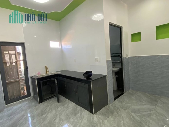 2 tỷ 8 bán luônmới xây đường oto tại Đà Lạt - rộng 68m2