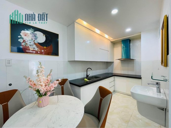 NHÀ DƯƠNG BÁ TRẠC, QUẬN 8, HẺM 3M, 4x12, 4 TẦNG, NHỈNH 7 TỶ