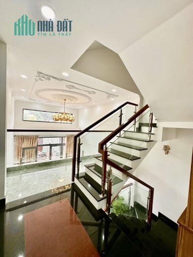 Bán nhà khu phân lô Lạc long Quân Quận 11 5 tầng BTCT HXH 6PN 7WC nhỉnh 7 tỷ