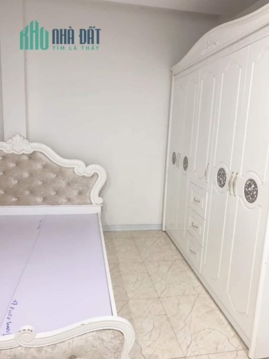 Bán nhà đường Khúc Thừa Dụ 1, 40m 4 tầng GIÁ 2.55 tỉ full đồ, ngay mặt đường