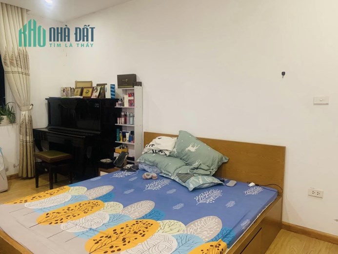 Chủ nhà gửi bán chung cư căn góc 3 P.ngủ 115m2 tầng cao Hà Thành Plaza 102 Thái Thịnh, 0902.108.111
