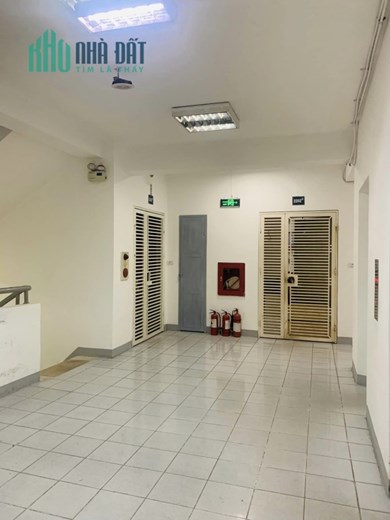 Chủ nhà gửi bán chung cư căn góc 3 P.ngủ 115m2 tầng cao Hà Thành Plaza 102 Thái Thịnh, 0902.108.111