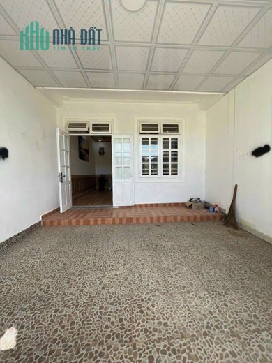 CHính chủ cần bán gấp căn nhà tại khu quy hoạch Mê Linh, phường 9, thành phố Đà Lạt.