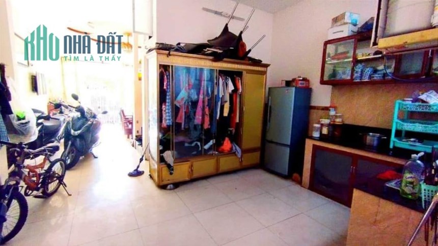Nhà đẹp Dương Bá Trạc _ Quận 8 _ 85m2 _ Nhỉnh 4 tỷ _ SHR