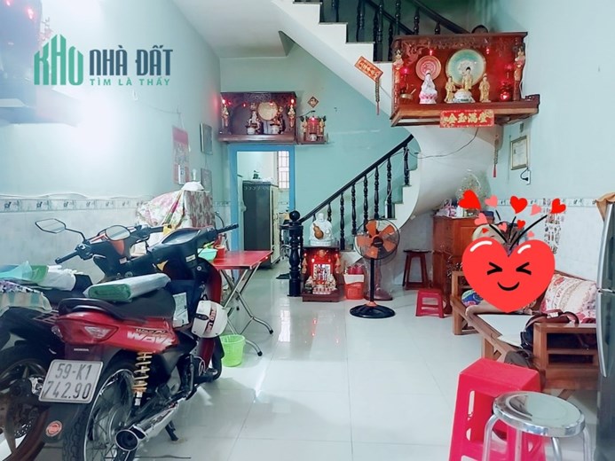 Bán nhà mới đẹp Quận 8, 45m2(4.4x11M), 3 Lầu đúc BTCT 3PN, giá chỉ 3.45 tỷ