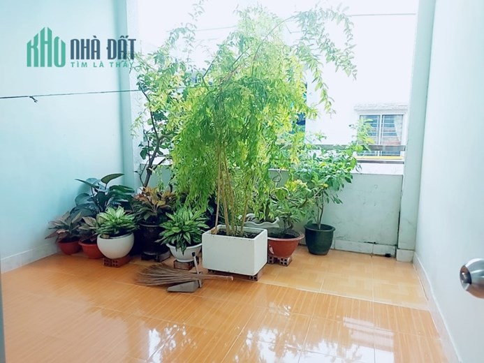 Bán nhà mới đẹp Quận 8, 45m2(4.4x11M), 3 Lầu đúc BTCT 3PN, giá chỉ 3.45 tỷ