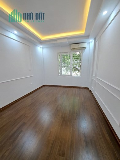 BÁN NHÀ NGÕ 69A/131 HOÀNG VĂN THÁI, 41M2x6T GIÁ CHỈ 7 TỶ, THANG MÁY, LÔ GÓC.