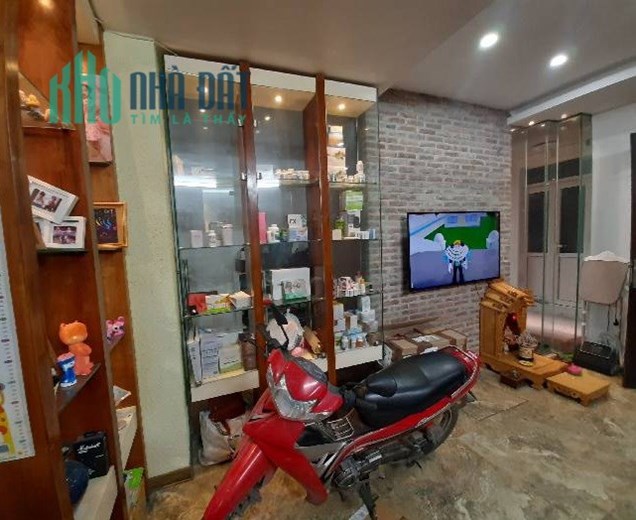 BÁN NHÀ 5 TẦNG XÂY CHẤT – LÕI ĐỐNG ĐA – Ô TÔ ĐỖ GẦN – TIỆN ÍCH BẠT NGÀN – TRÒN 5 TỶ
