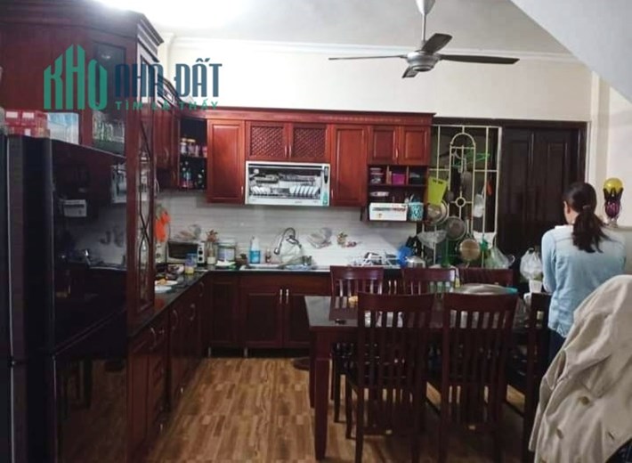 Trần Duy Hưng Cầu Giấy nhà đẹp, gần phố, ở ngay 58m x 5T x 8.7 tỷ 0343564283