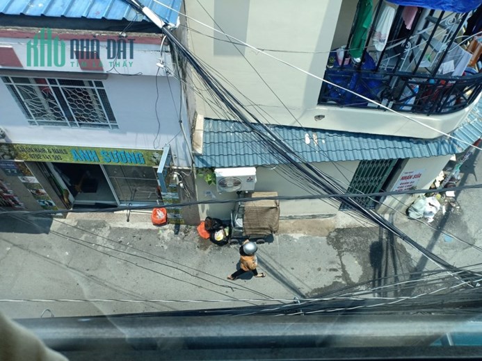 chính chủ mặt tiền 84 đường số 2 p 3 gv 1 trệt 2 lầu  sổ cn 29m giá 2,9 tỉ