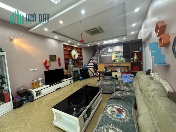 Bán nhà Trần Khát Chân, ô tô, kinh doanh tự xây,15m ra mặt phố 53m*5T* MT 4.9m.