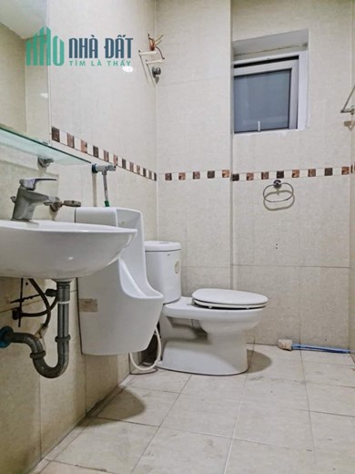 Bán nhà mặt phố Lê Trọng tấn Thanh Xuân Hà Nội 65 tỷ diện tích 182m2 , 3 thoáng , lô góc
