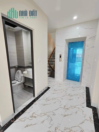 Bán nhà mặt phố Hoàng Văn Thái Thanh Xuân Hà Nội 14 tỷ diện tích 50m2 ,ô tô ,thang máy