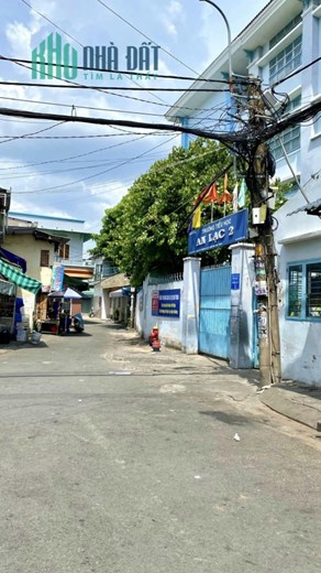 NHÀ 2 TẦNG, LÔ GÓC, Sát MT, Hẻm Thông,  Ngay Chợ, Trường Học, KD TỐT