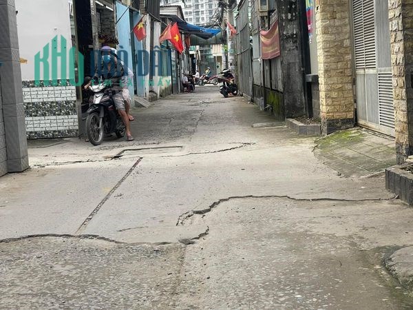 Ô TÔ NGỦ TRONG NHÀ - NGANG GẦN 7M- 141M2  NỞ HẬU CHỬ L TÀI LỌC 
PHẠM HỮU LẦU P PHÚ MỸ QUẬN 7