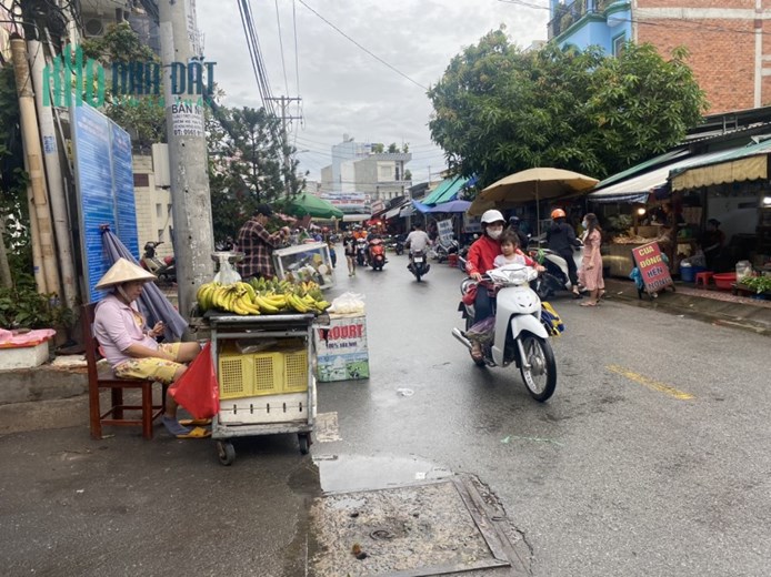 Bán nhà HXT  Phước Long B, Quận 9, ngay chợ Hoa Cau. 75m2 chỉ 4 tỷ
