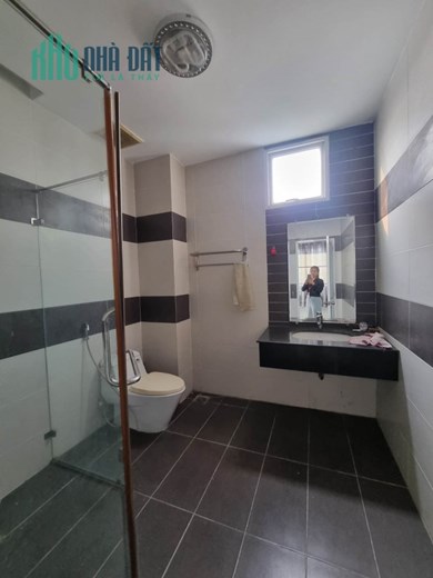 Nhà đường Cộng Hòa, Trường Chinh, Quận Tân Bình, 4 tầng, 4.1m x 19m giá còn 7.8 tỷ.