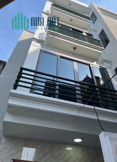 * TRUNG TÂM ĐỐNG ĐA - NHÀ ĐẸP 4 TẦNG - GẦN PHỐ - 34m2, 4.15 TỶ