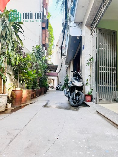 A đây rồi !Nhà Đẹp Mỹ Đình 50m2x 5T, ô tô lùi cửa, ngõ thông 2 thoáng, 10 m ra phố 6,4 tỷ.