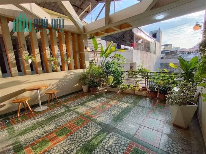 Bán nhà phố Mạc Thái Tổ, ô tô, phân lô vỉa hè, DT 60m2 x 5T, MT 6m.