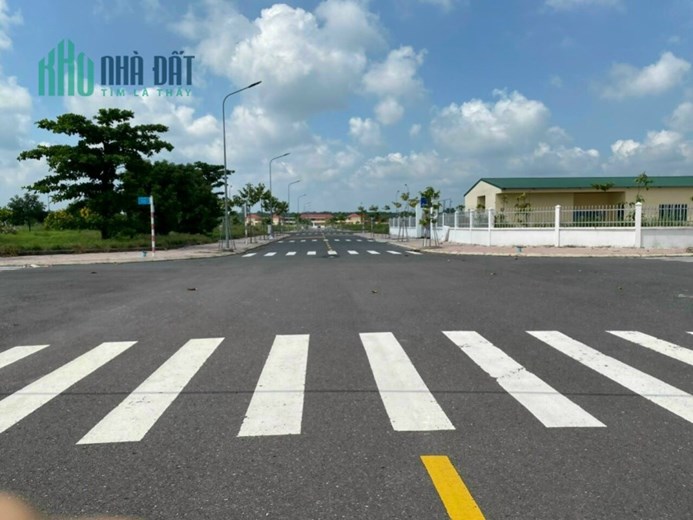 Ưu đãi mở bán 25 nền Nam An, 600tr/100m, mặt tiền 17m. Liền kề Trung Tâm Hành Chính huyện Bàu Bàng