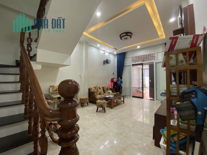 Nhà Ông Ích Khiêm Ô tô đậu, 45m2 3 tầng kiên cố