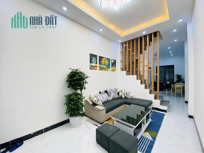 Nhà chủ tâm huyết xây, 2 thoáng, Ô TÔ 20m, bán nhà Phương Mai
