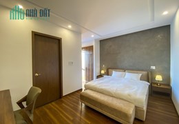 Bán nhà 5 tầng mt đường ( 10m5) Xuân Diệu, ( Đối diện công viên phần mềm), Hải Châu. Giá 7 Tỷ.
