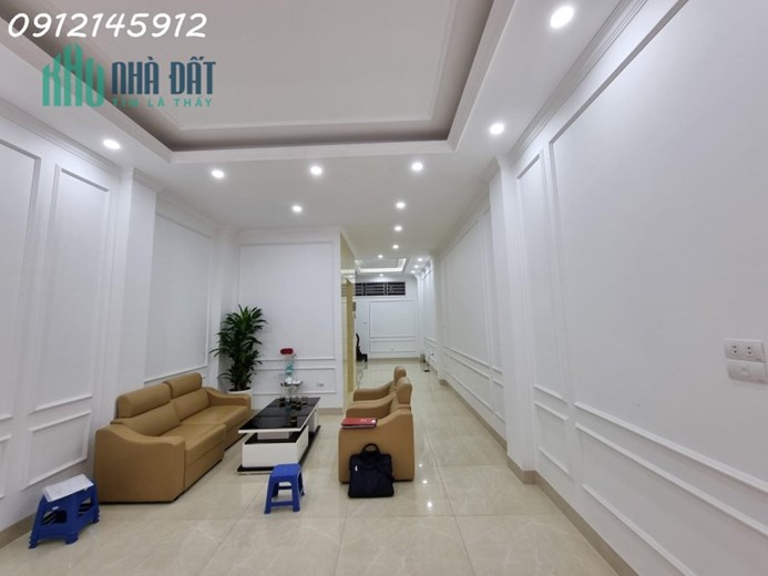 Bán nhà CẦU GIẤY, Phân Lô, oto tránh, 55m, 6T, TM, KDVP, ở sướng, hơn 13 tỷ