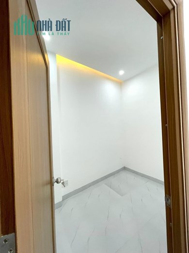 .Nhà Nguyễn Hoàng thông Hoà Diệu, 33m2 2 tầng đẹp, 1.x tỷ