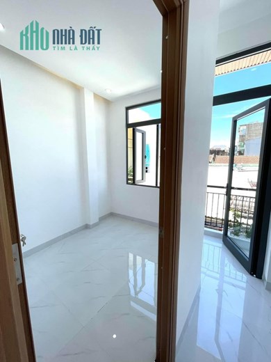 .Nhà Nguyễn Hoàng thông Hoà Diệu, 33m2 2 tầng đẹp, 1.x tỷ