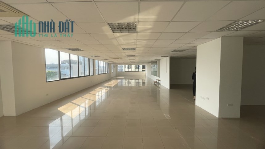 Cho thuê văn phòng đẹp quận Đống Đa, DT 100m2 đến 500m2, giá rẻ, phù hợp mọi mô hình