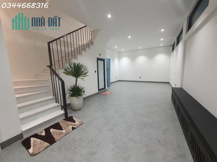 Bán nhà ngõ 68 Ngọc Thụy, 6 tầng thang máy, gara ô tô, 85m2 giá 14 tỷ