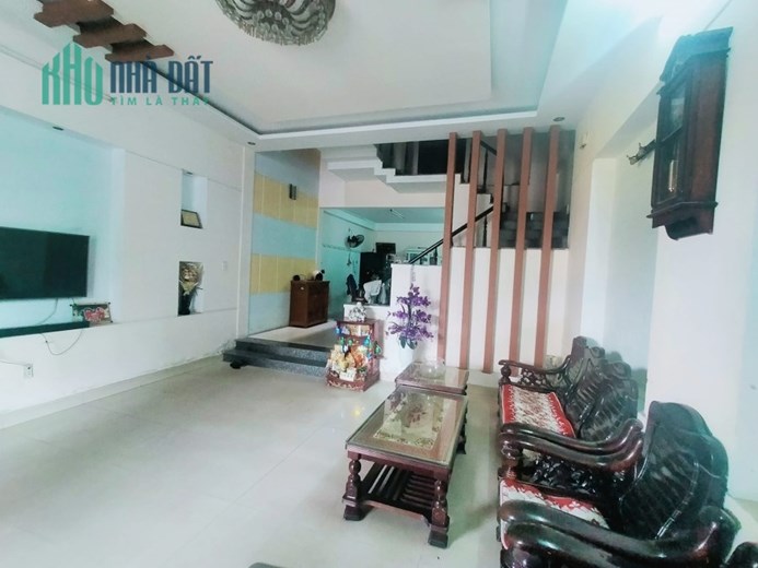 Góc 2 MT Hoàng Văn Thái 60m2x4 tầng nhỉnh 4 tỷ