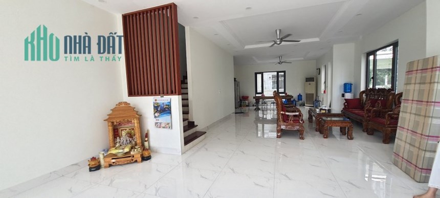 Cho thuê nhà 3 tầng  phố Lý Nam Đế thuộc Time garden. 20tr/ tháng.Liên hệ: 0986.454.393
