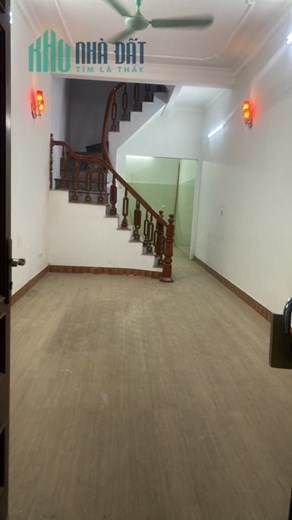 TÌM NGƯỜI THUÊ  NHÀ TRẦN ĐẠI NGHĨA, NGÕ Ô TÔ THÔNG, 14 TR/THÁNG.