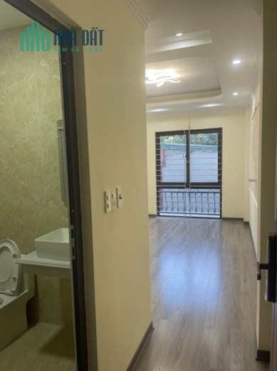 Chỉ 4,35 tỷ sở hữu nhà phân lô quân đội, nhà 2 cửa 2 ngõ đi, 31m2 4 tầng