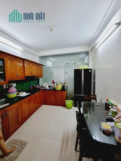 💥💥 ĐẸP - HIẾM 4 TẦNG TRUNG KÍNH - TT CẦU GIẤY  - 10M RA ÔTÔ - NGÕ THÔNG - NHÀ ĐẸP Ở NGAY 👏👏👏