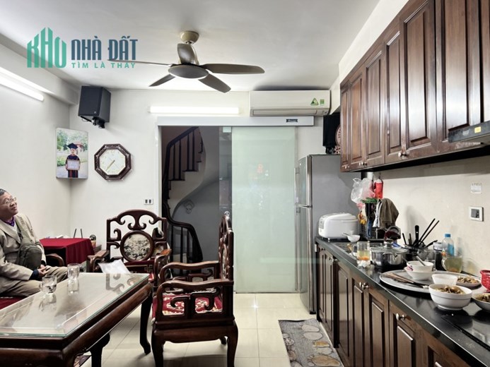 MẶT PHỐ XÃ ĐÀN - 6 TẦNG MỚI XÂY 3 NĂM - MẶT TIỀN 4M - CHỈ HƠN 13 TỶ - KINH DOANH SẦM UẤT