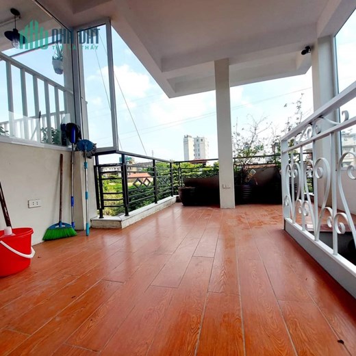 Bán nhà phố Nguyễn Thái Học, Ba Đình, OTO đỗ cổng, cách phố 5M 70m2, 6T giá 11 tỷ