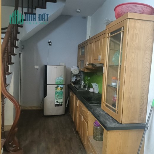 Bán nhà Hào Nam 40m2 4 tầng, 2 thoáng, gần oto, chỉ 4.25 tỷ