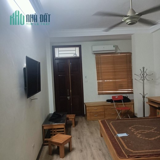 Bán nhà Hào Nam 40m2 4 tầng, 2 thoáng, gần oto, chỉ 4.25 tỷ