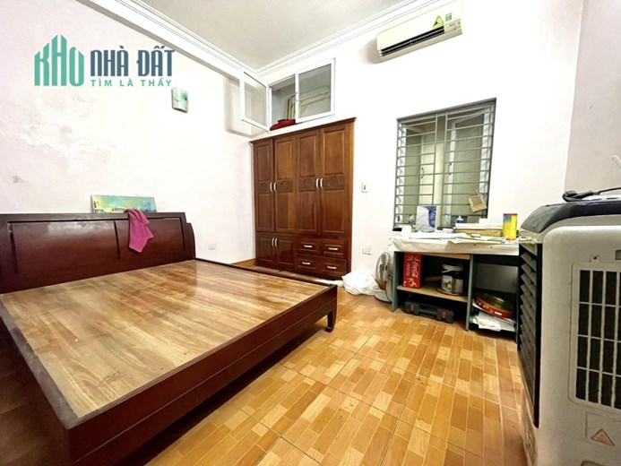 Bán nhà Nguyễn Văn Cừ 73m, 4 tầng, mt 6m, nhỉnh 5 tỷ.