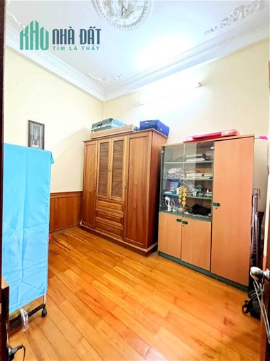 Thịnh Quang nhà đẹp, gần 40m, 5 tầng, 4.5 tỷ, TT Đống Đa