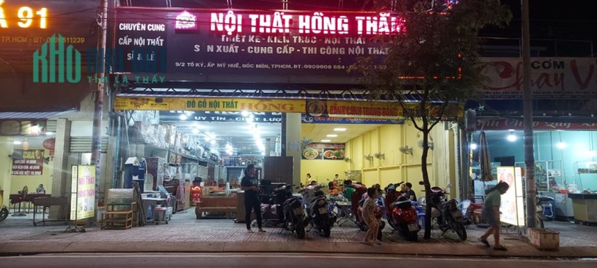 Cho Thuê Mặt Bằng Bán Quán Ăn Có Bàn Ghế Đầy Đủ