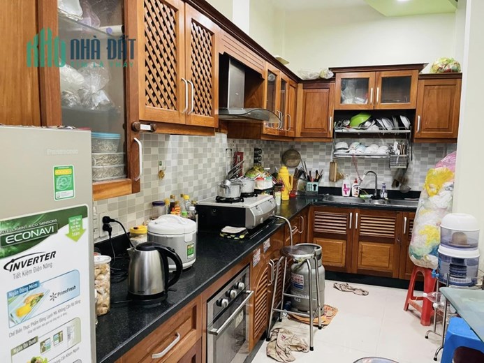 NHỈNH 6 TỶ - NHÀ 4 TẦNG MỚI ĐẸP - DT KHỦNG 70M2 - PHƯỜNG 2 THÔNG RA PHAN XÍCH LONG.