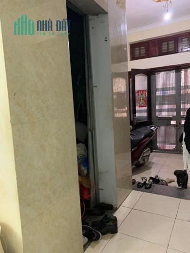BÁN NHÀ PHỐ TRẦN KHÁT CHÂN, 45M2 - 5 TẦNG - 8 NGỦ, Ô CHỜ THANG MÁY, 30M RA PHỐ, NHỈNH 6 TỶ
