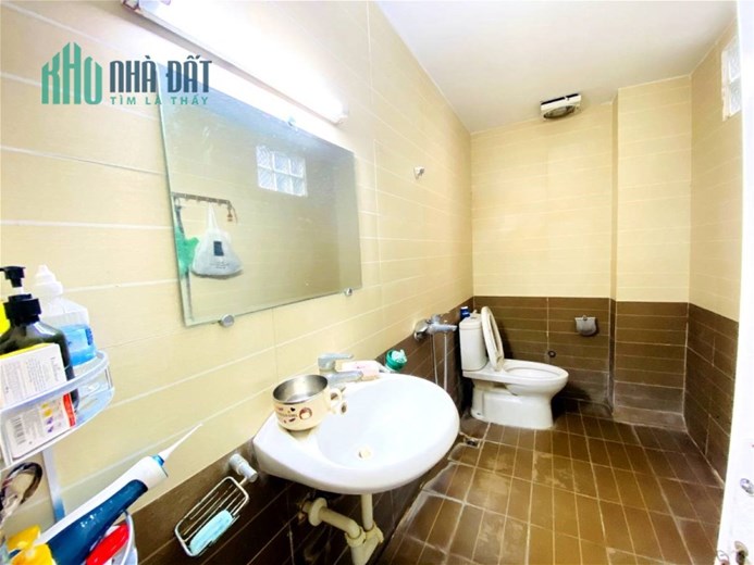 GIÁ Hợp Lý Phố Trung Liệt 30m, 4.5 tỷ, 5 tầng, 3 ngủ, TT Đống Đa