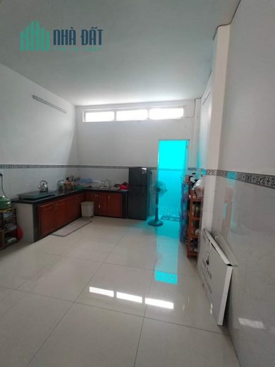 Nhà 4 Tầng mặt tiền đường 8m ngay Trường TH Bình Tân 7.5 tỷ